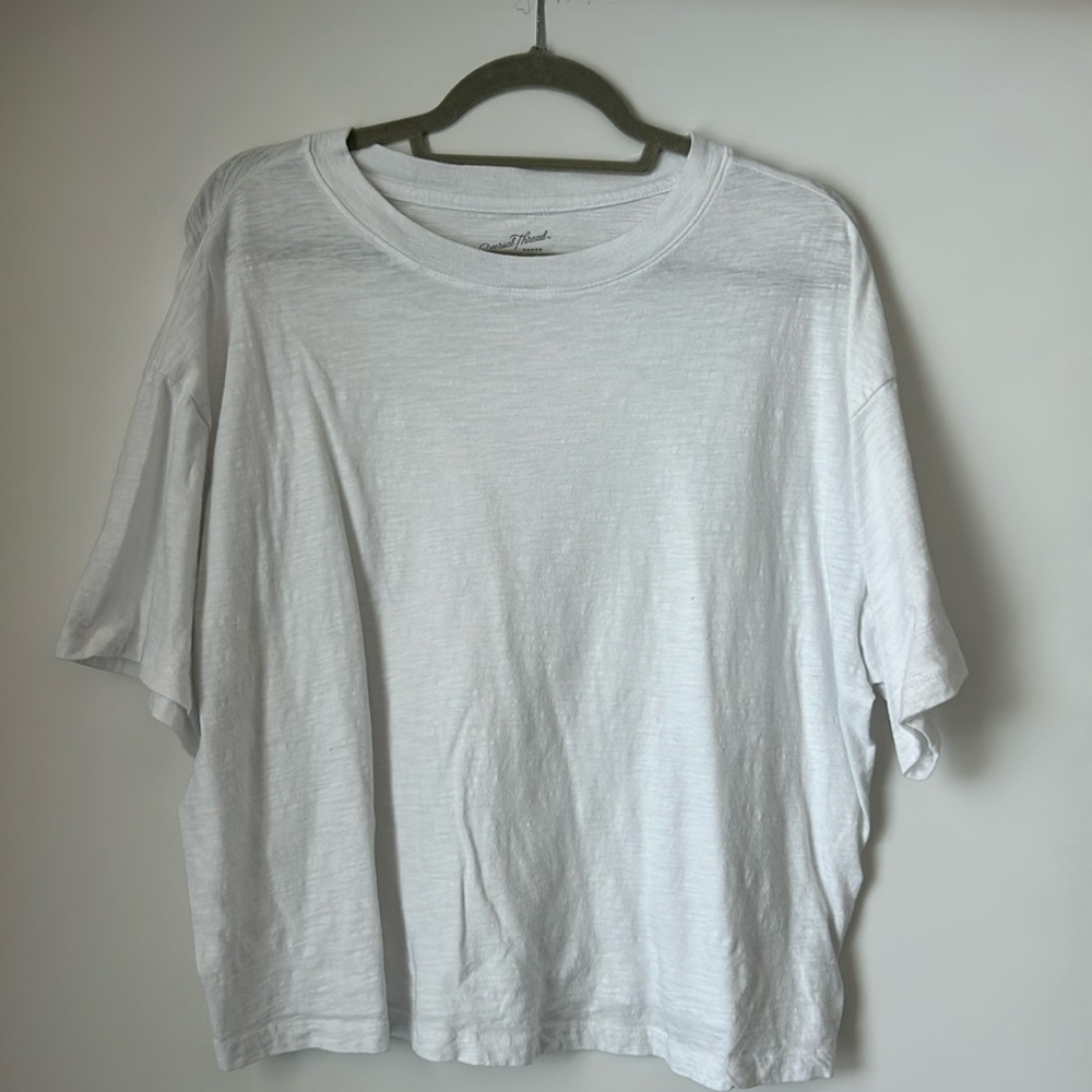 Universal Threads White crop top